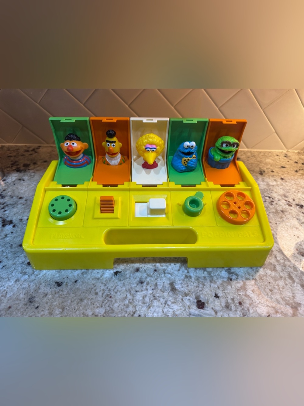 Vintage 1980 playskool Sesame Street Pop-Up playset